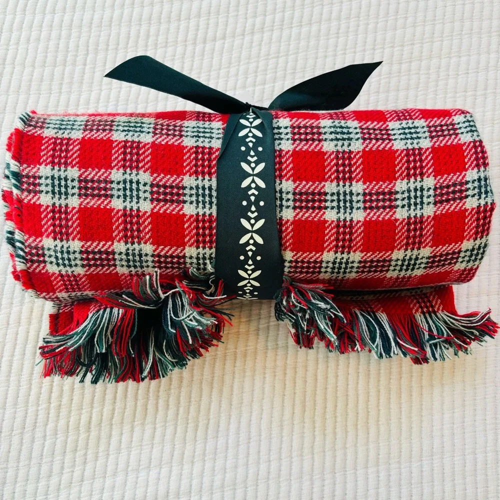 Hearth & Hand with Magnolia 50x60 Vintage Plaid Reversible Brushed Woven Throw
